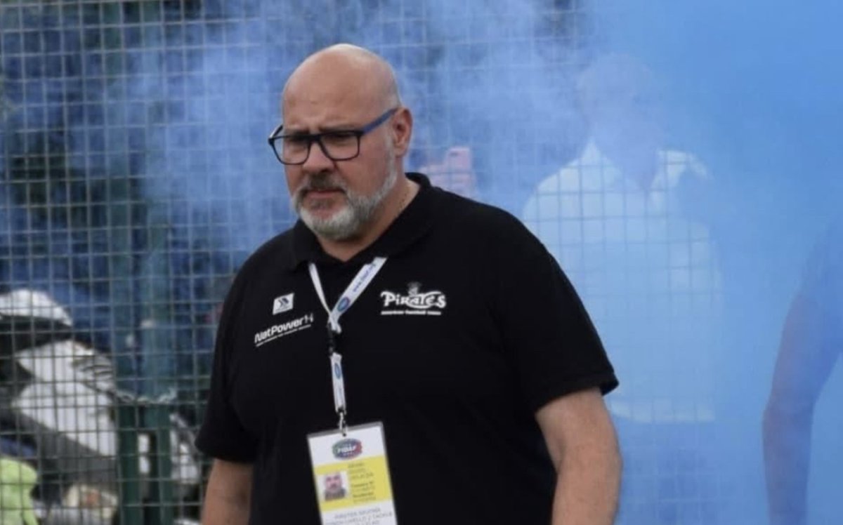 Fidaf Gameday (@fidafgameday) on Twitter photo Intervista a Coach Alfredo Giuso Delalba alla vigilia della sfida playout contro Bergamo
1divisione.fidaf.org/2025/06/09/int…
🇮🇹🏈🏆 #IFL2k25 #FIDAFGameday
<a href="/SavonaPirates/">Pirates Savona</a> <a href="/italianbowlusa/">Italian Bowl USA</a> <a href="/1div_fidaf/">IFL</a> <a href="/LionsBergamo/">Lions Bergamo</a> Intervista a Coach Alfredo Giuso Delalba alla vigilia della sfida playout contro Bergamo
1divisione.fidaf.org/2025/06/09/int…
🇮🇹🏈🏆 #IFL2k25 #FIDAFGameday
<a href="/SavonaPirates/">Pirates Savona</a> <a href="/italianbowlusa/">Italian Bowl USA</a> <a href="/1div_fidaf/">IFL</a> <a href="/LionsBergamo/">Lions Bergamo</a>