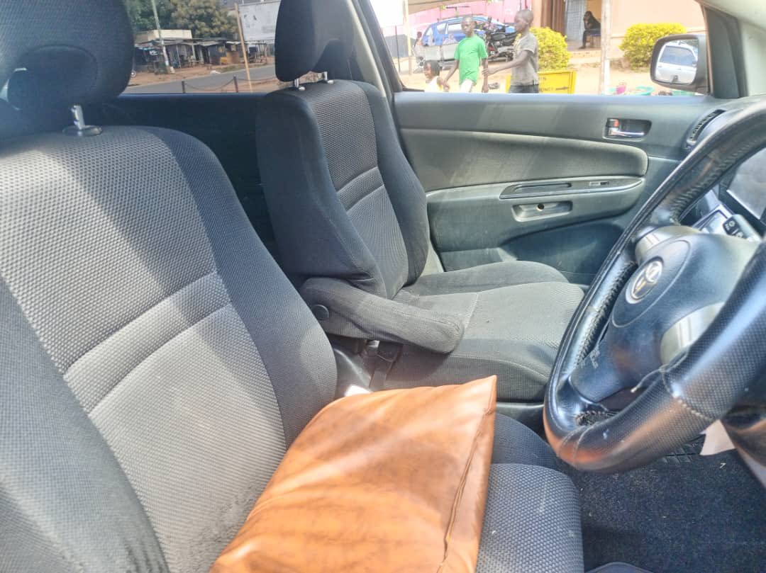 For business call ☎️ 0765068833 or 0708861577, Toyota Wish 2007 model.