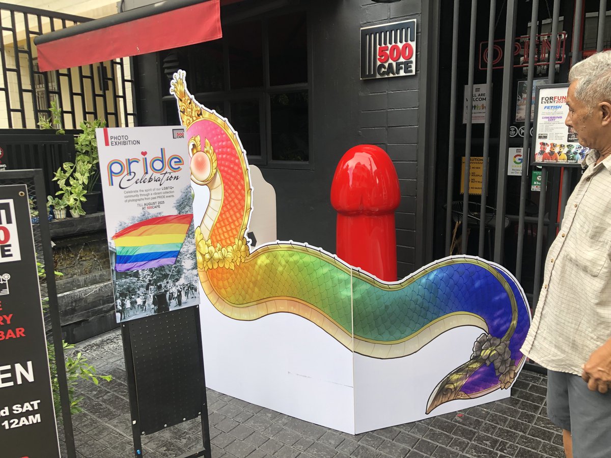 Jailed Sila + Rainbow Naga from <a href="/SiamPaws/">SiamPaws</a> are coming to visit <a href="/500cafebangkok/">500 Cafe</a> 🤣⛓️