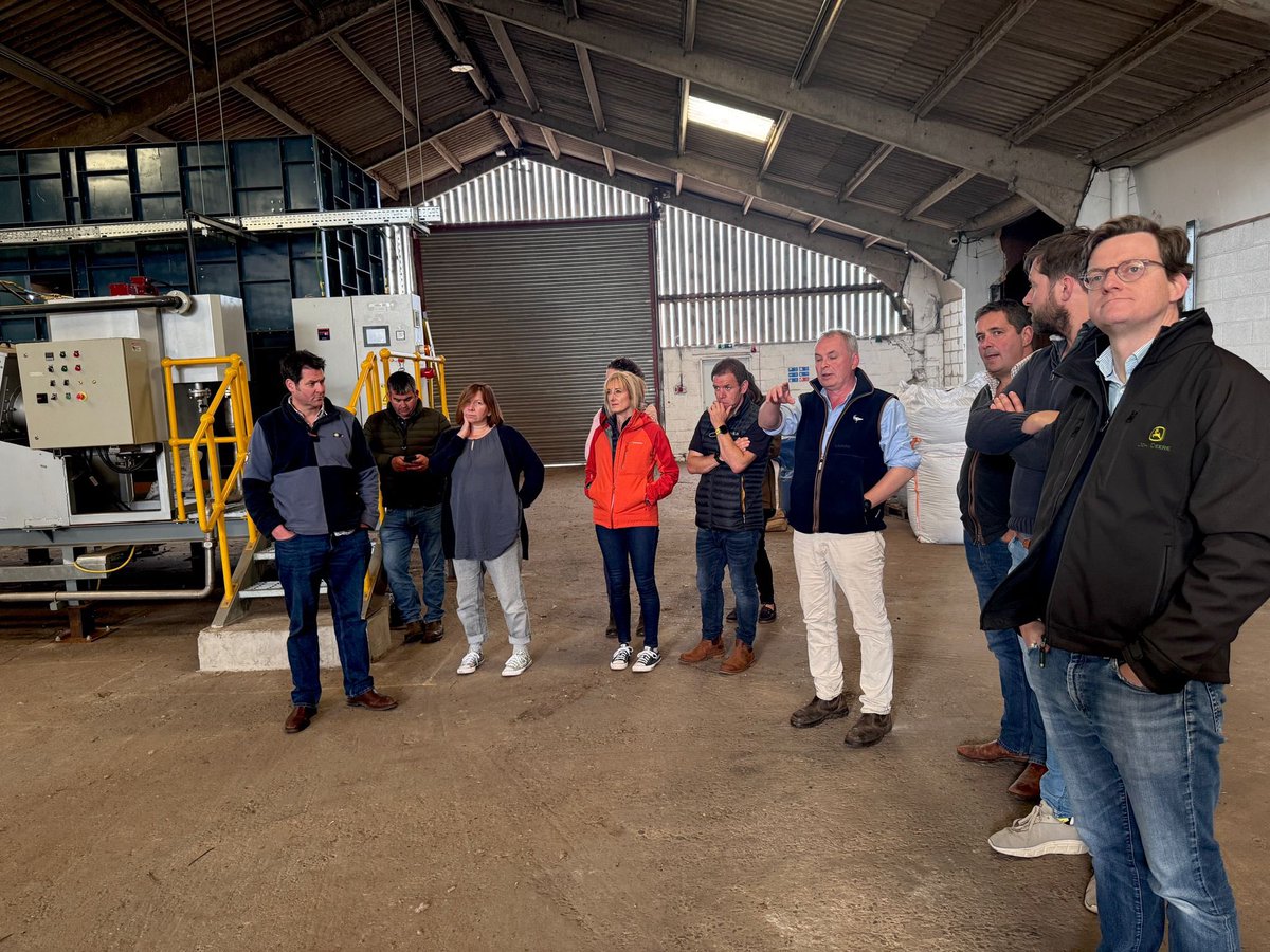 charles anyan Ⓜ️ (@charlesanyan) on Twitter photo Splendid #ACABM17 reunion in #Lincoln this weekend. Thanks all for coming and many thanks to <a href="/Woldgrain_Ltd/">Woldgrain Storage</a> <a href="/unclehenrysLinc/">Uncle Henry's</a> and <a href="/pollybellfarm/">Pollybell Organic</a> for hosting splendid visits. It’s very much appreciated 💪 Splendid #ACABM17 reunion in #Lincoln this weekend. Thanks all for coming and many thanks to <a href="/Woldgrain_Ltd/">Woldgrain Storage</a> <a href="/unclehenrysLinc/">Uncle Henry's</a> and <a href="/pollybellfarm/">Pollybell Organic</a> for hosting splendid visits. It’s very much appreciated 💪