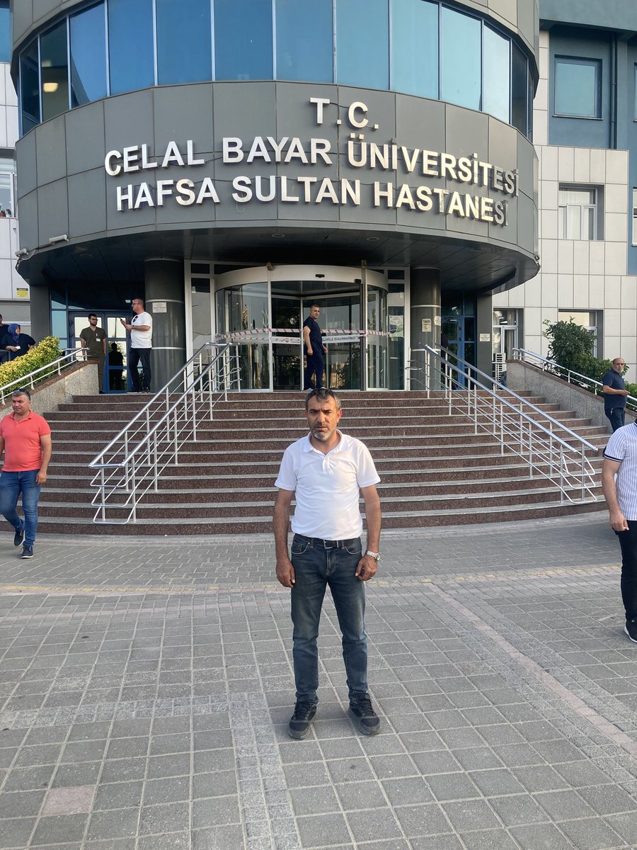 Manisa Büyükşehir Belediye Başkanı Sayın Ferdi Zeyrek Başkanımızı
Allah, ailesine,
Manisalılara ve tüm sevdiklerine bağışlasın.

Dualarımız onunla.