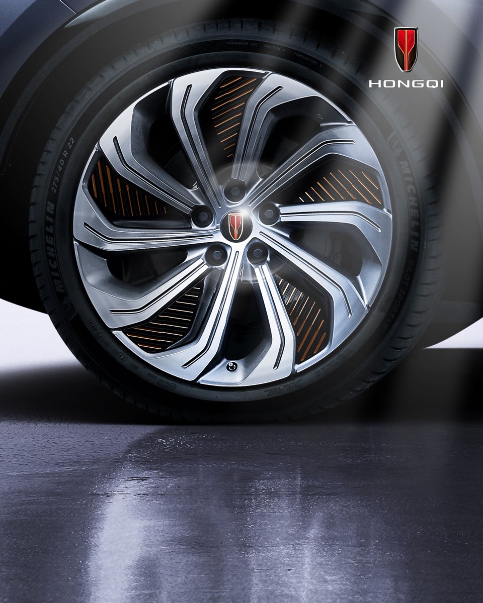 Brightly shining under the summer sun, the iconic #HONGQl emblem embodies the brand's legacy of elegance and luxury.

Can you guess which HONGQl model this is? Share your answer in the
comments!

#HONGQI #TheIntricacy #FinesseAsAlways #GleamIntoSummer