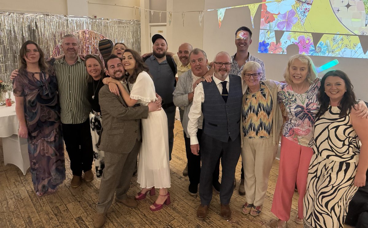 Two of our favourite Ukulele Clubbers got married this weekend in Liverpool! Read all about it ... ukuleleclub.org.uk