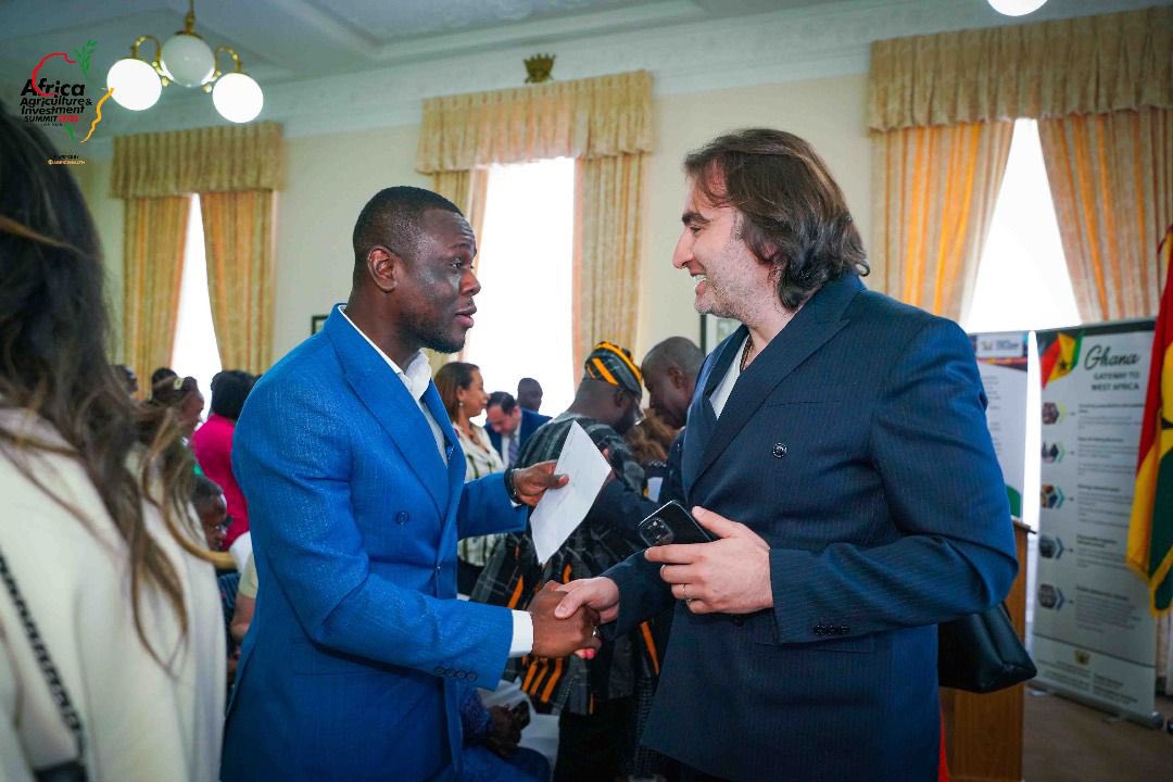 Deputy CEO of the Ghana Free Zones Authority (GFZA), Lateef Appau Wiredu, proudly represented Ghana at the prestigious Africa Agriculture Investment Summit held in London this weekend to address some importance of investing in Ghana’s agribusiness.

#AbanPapaAba
#ResettingGhana