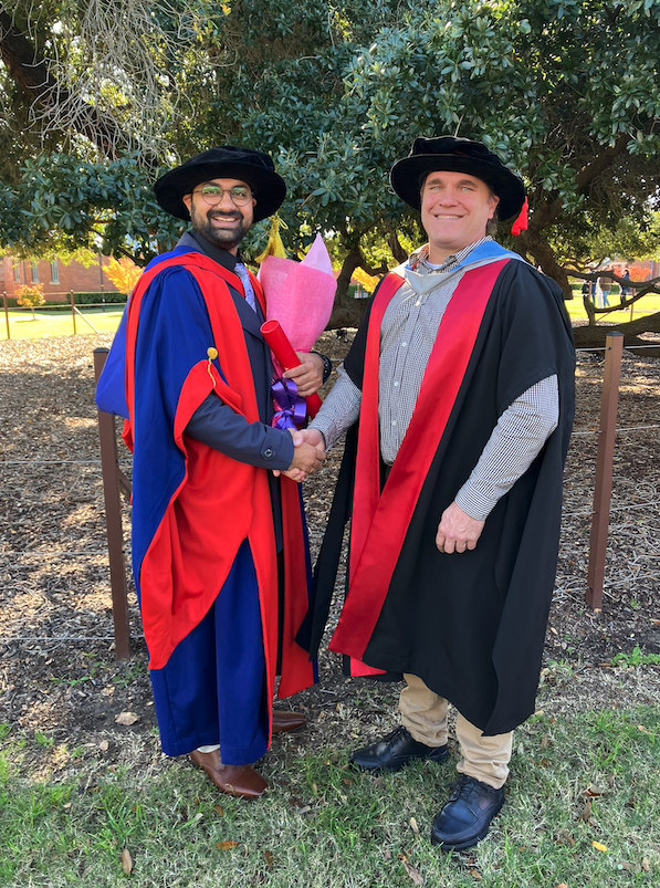 EELaboratory's tweet image. Congratulations to Dr. Jwalit Nayak on Graduation Saturday being awarded a Doctor of Philosophy from @westsyduhie 👍🍀🌳
