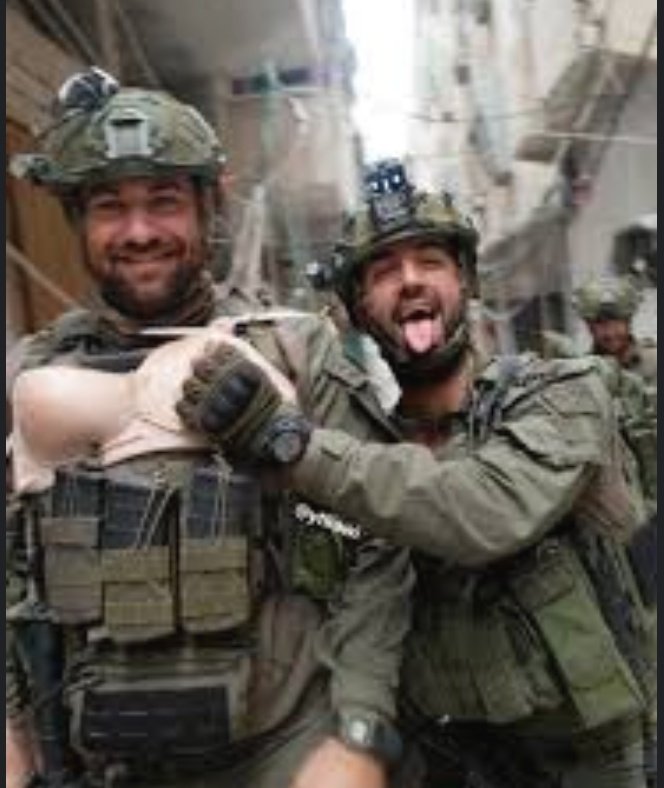 Speaking of selfies. Fk your. propaganda .