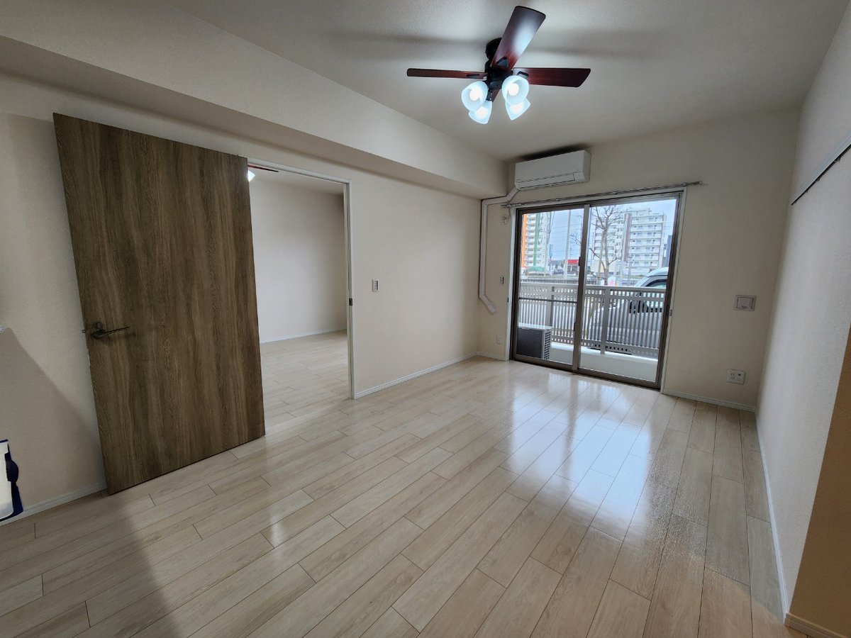 okinawanderer's tweet photo. Okistyle Weekly Housing Pick Up!!

¥230,000 (Neg.) Available 3 [Chatan Area] by Star Housing

https://t.co/hHAWYgEKJa

#okinawa #housing #realestate #house #rent #forrent #apartment #mansion #condominium #rotation #station #moving #PCS #okistyle #okinawanderer #vacation https://t.co/nMZyKYtXN8