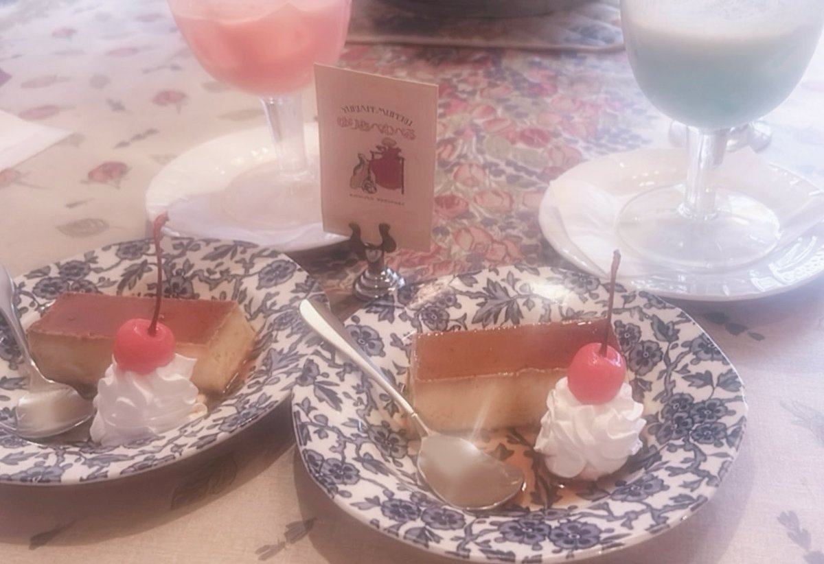 すうはあでカフェ行った時の写真❤️🩵
たのしかった〜(ˆ꜆ . ̫ . ).ᐟ.ᐟ
