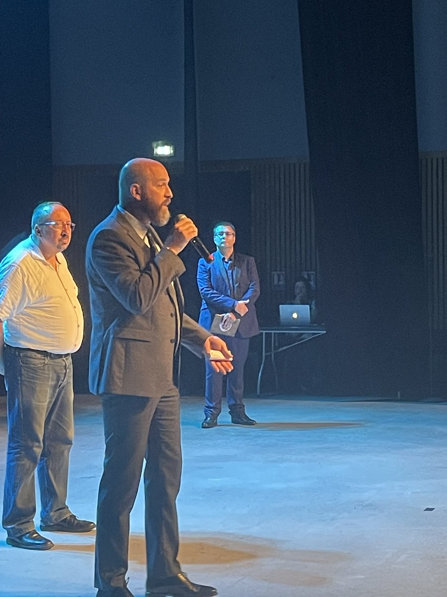 La finale « Les Voix du Collège » réseau Luberon  édition 2025 🎶
Merci à tous ces talents , le niveau monte encore d’un cran cette année  🤩
Un bel hommage également à M.Kaci Diha . 
<a href="/Clg_Gauthier_84/">Collège Paul Gauthier - Cavaillon -</a> <a href="/CentresV83095/">IAN Edmus Académie Aix Marseille</a> <a href="/EMCC_Aix_Mars/">Éducation musicale et Chant choral PACA Aix</a> <a href="/dsden84/">DSDEN de Vaucluse</a>