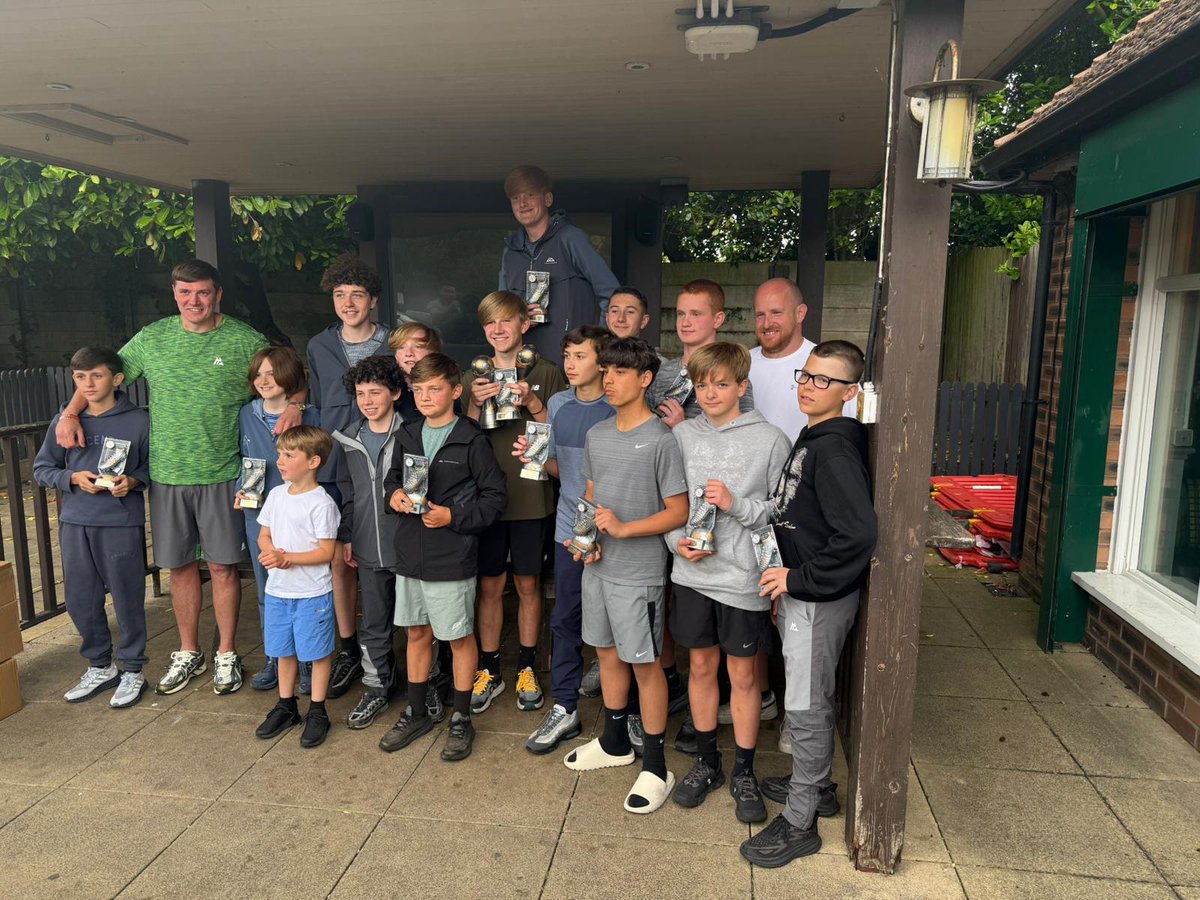 End of season paintball and trophy presentation. What a day to finish off a brilliant season. Big thanks to <a href="/trophiesforall/">Trophies for All</a> for an excellent service once again ,👌🏼