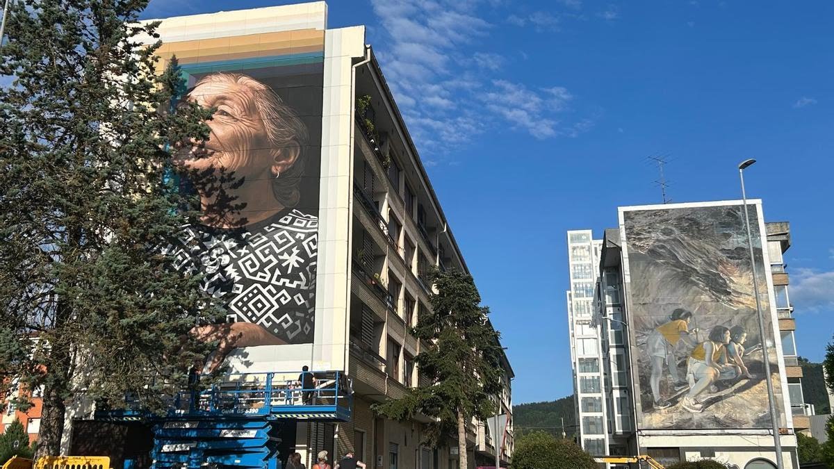 En Lemoa han decidido dedicar uno de los dos grandes murales que decorarán las fachadas de dos edificios en la calle Lehendakari Agirre a la cueva de Arlanpe, y no podemos sentirnos más orgullosos (1)