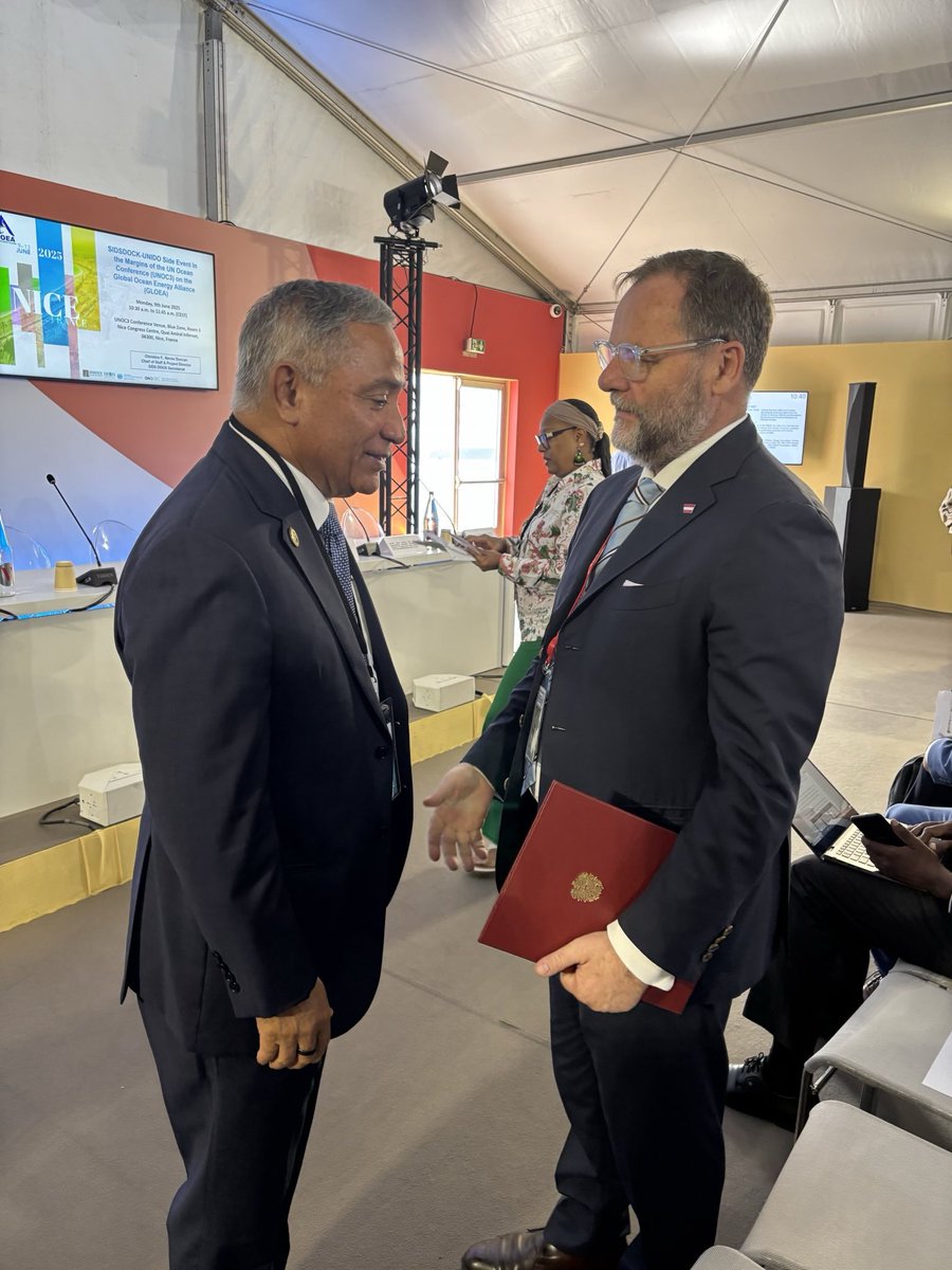 State Secretary Schellhorn is participating at the #UNOceanConference today. Sinking islands &amp; melting glaciers threaten livelihoods of communities around the world. This also affects landlocked countries like #Austria. We want to be a partner to find effective solutions. #UNOC3