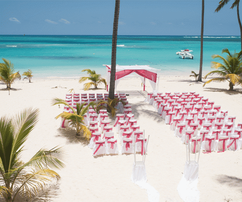 perf_wedding's tweet photo. Dream weddings can be affordable too, with stunning destinations like Cancún, Santorini, and Bali offering romantic, all-inclusive packages—some starting under $1,000. #AffordableWeddings #RomanticGetaways #DestinationWedding

https://t.co/va0Hm96mjY https://t.co/yU0N3caHgI