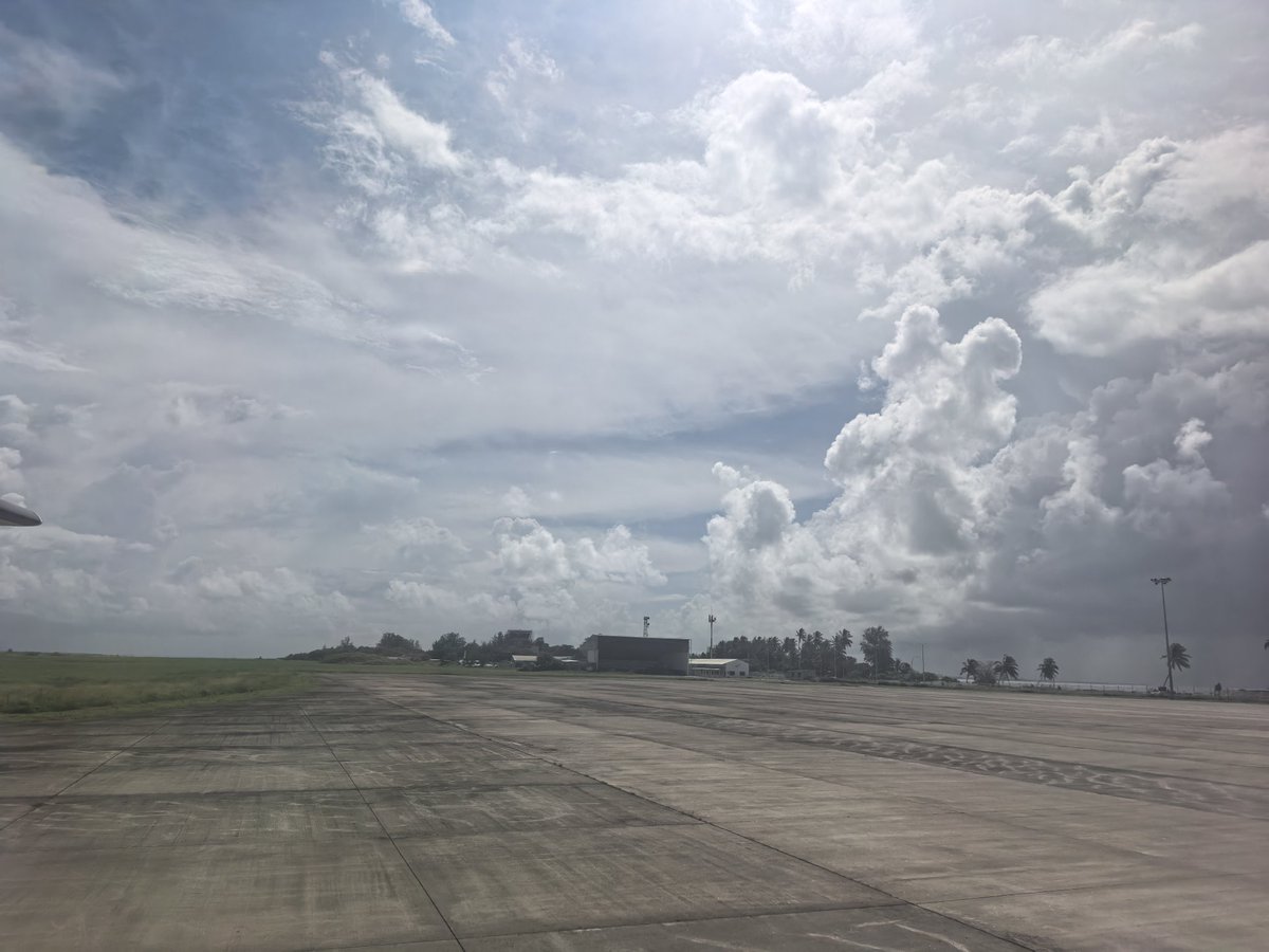 Fisrt sight of Addu, beautiful place, amazing clouds.
