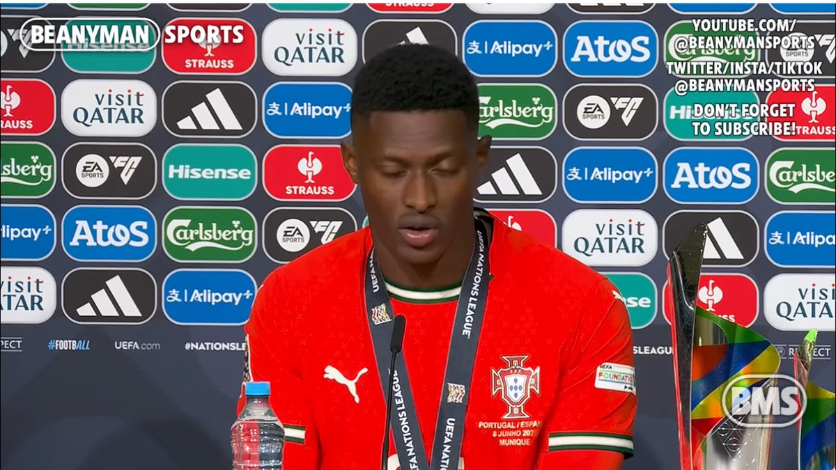 🎙️ Reporter: “Nuno , how did you handle Yamal with ease today”

🇵🇹 🗣️ Nuno Mendes: “To be honest, I have a more tougher time handling Desire Doue in training, laughs .”