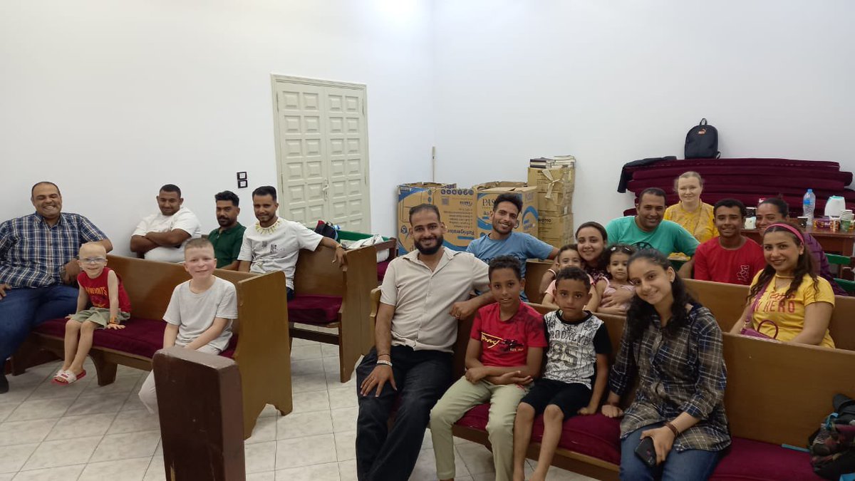icdelalfarero's tweet photo. Nos llegan estas preciosas fotos de la nueva Iglesia en Egipto, pastoreada por unos misioneros de Rusia 🇷🇺, Alexei y Maria. 

➡️ OREMOS POR EGIPTO 🇪🇬 https://t.co/Wd2xzMd0bT