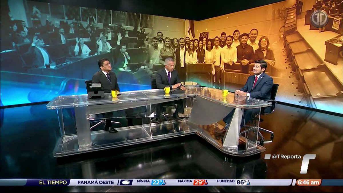 "Hoy a las 10:00 a.m. viaja Francisco Smith y la comitiva para reunirse con la Junta Directiva ampliada, y estarán algunos intermediarios para darles por escrito y presencialmente la voluntad de la Asamblea para discutir la Ley 45 y escuchar sus inquietudes y trabajar en una