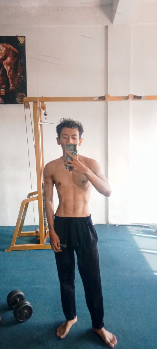 Bulan ke 8...
Nge-gym trus biar apa? Biar montok lah 🤣🤣