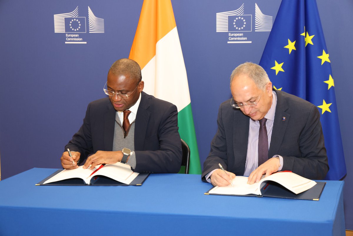 Accord de Pêche entre la Côte d’Ivoire et l’Union Européenne. J'ai procédé à la signature du protocole 2025-2029 qui permettra d'améliorer la fréquentation du port de pêche de la Côte d’Ivoire et créer des emplois. #stt