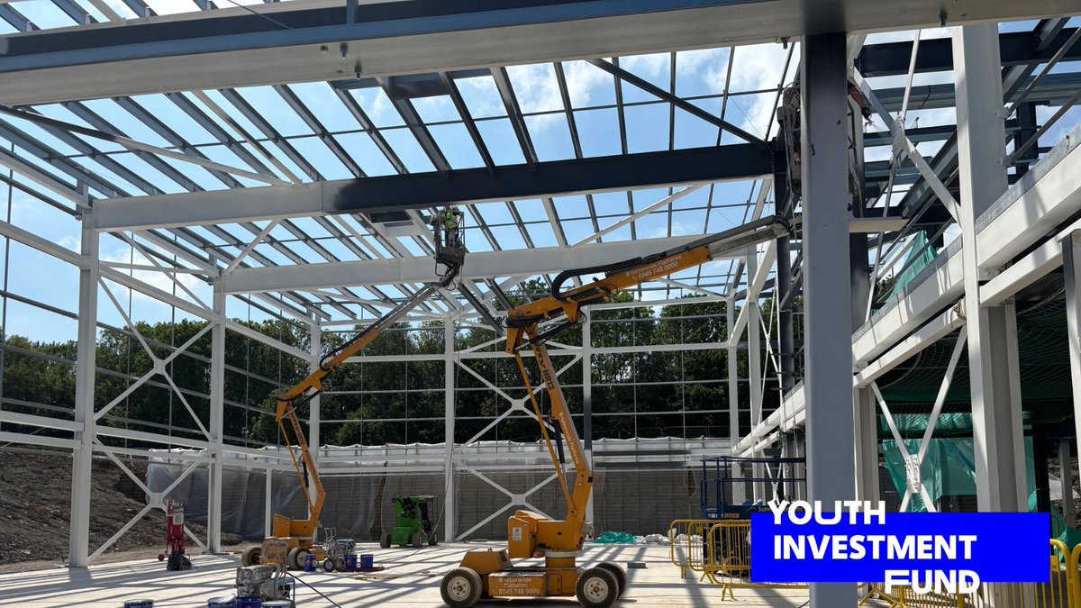 TheSocialInvest's tweet image. Excitement builds as the 224 Youth Zone in South Bristol comes to life @OnSideYZ @youth_moves. A #YouthInvestmentFund grant of £8.8M & other funding will transform young people’s opportunities, giving them an exciting & safe place to connect & have fun. buff.ly/XGN4gd2