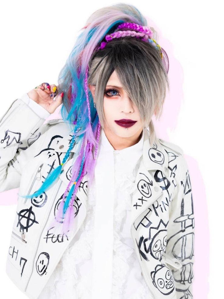 christina𓇢𓆸 tweet media