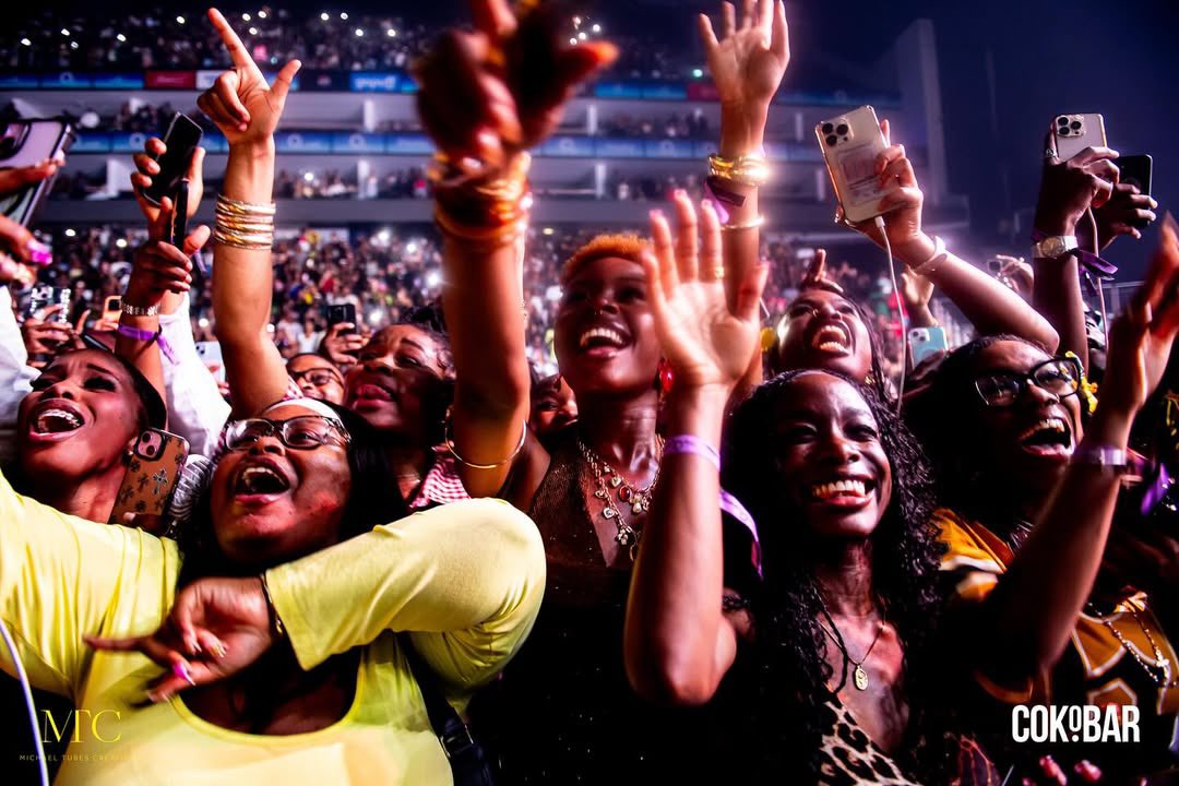remaontourr's tweet photo. The beautiful faces that turned up for Rema at his concert at the O2 Arena π¬π§
#RemaO2London #RemaLiveAt02 https://t.co/LhRXa2fbR8