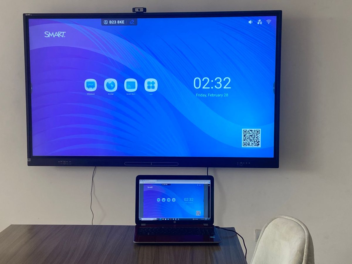 rasonglobal's tweet photo. About the SMART Board Interactive displays 

1. Original SMART Board from @SMART_Tech ULC Canada, their products are very much compatible with Windows and Mac.
2. The #MXSeries is #iQembedded, you can wirelessly share any device via SMART Mirror app. https://t.co/muqryORGYF