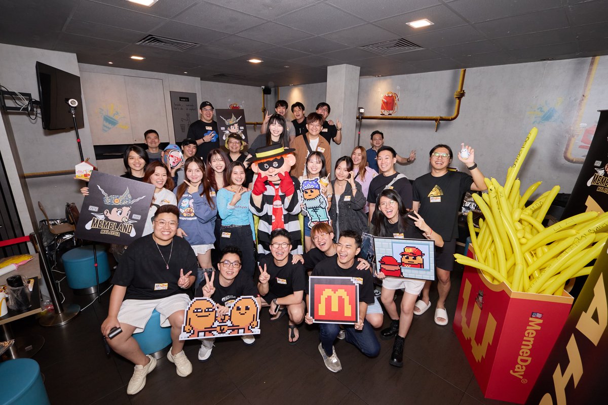 Memeland Malaysia🏴‍☠️🇲🇾 tweet media