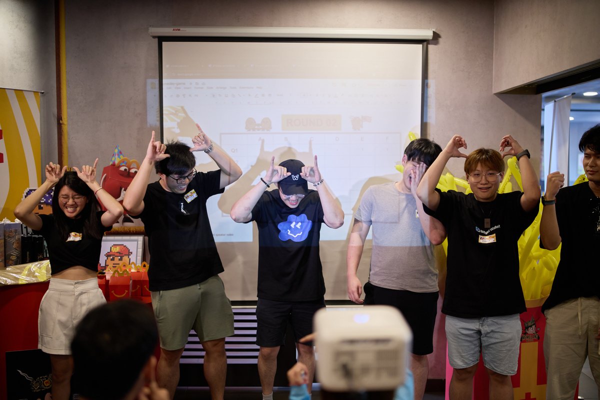 Memeland Malaysia🏴‍☠️🇲🇾 tweet media