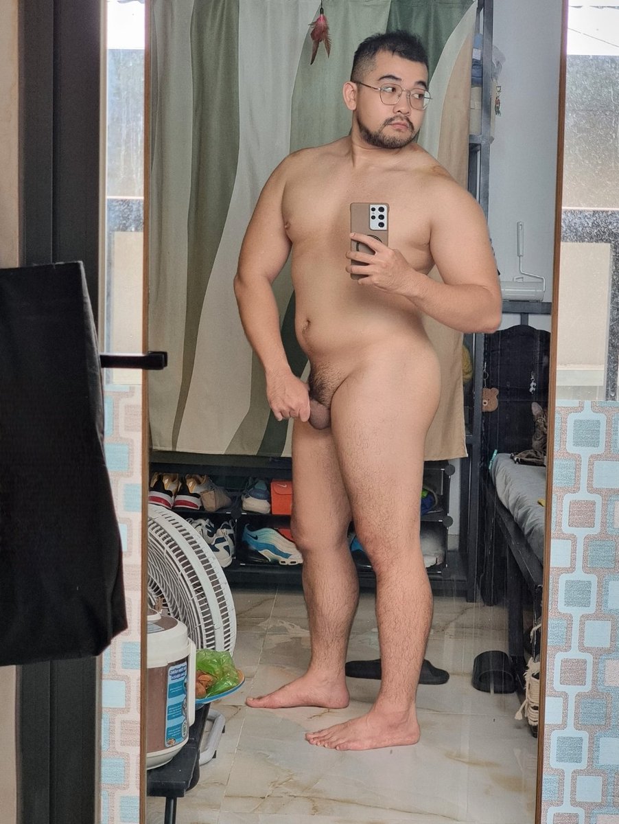 NumNum tweet media