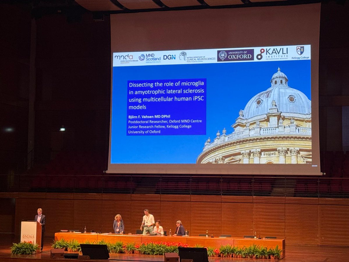 MNDOxford's tweet image. Congratulations to Björn @BVahsen for winning the Young Investigator Award at #ENCALS2025 for his work on #microglia in #ALS/#MND!🌟