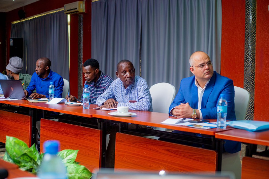 viola julius tweet media