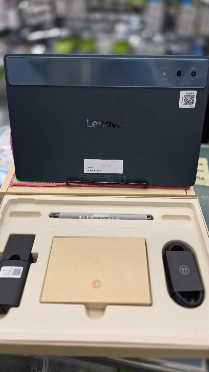 中古品Aランク
Lenovo Yoga Tab Plus 
ZAEG0149JP タイダルティール
￥81,800

入荷しました！！
 #イオシス #イオシス天神 #yogatab