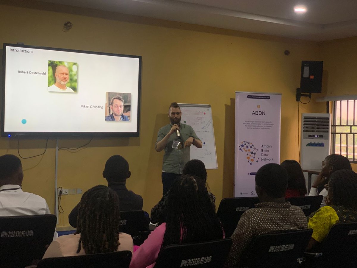 AFRICAN_BDN's tweet image. Day 1 EEG Workshop
We’re excited to kick off our EEG Workshop - diving into brainwaves, neurotech, and hands-on learning! 🧠⚡️
#EEG #braindata #africanresearch