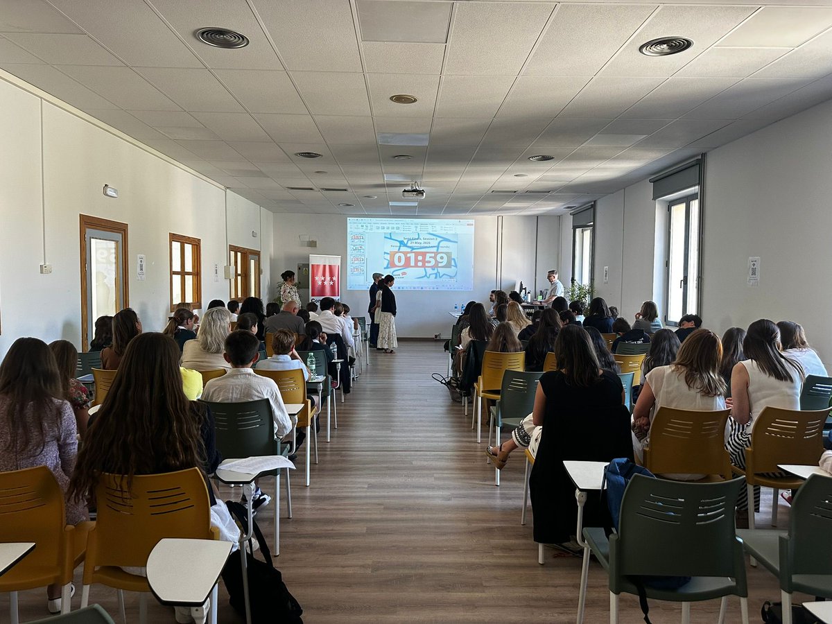 Más de 100 alumnos demuestran su talento en el I Concurso de Oratoria en Inglés “Have your Say!”
educa2.madrid.org/web/revista-di…
#IF_CMadrid
