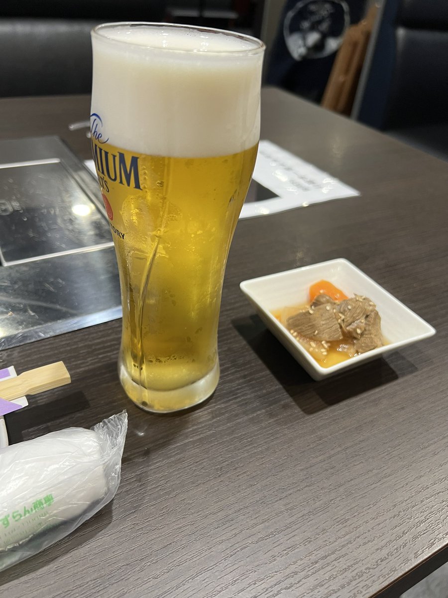 putyan1393's tweet photo. 乾杯 https://t.co/8NhNXX8l0N