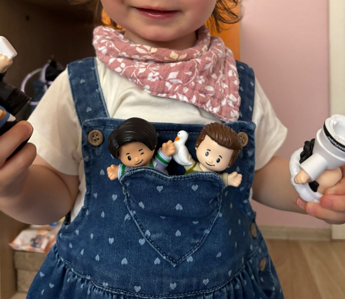 en kücük friends hayrani büyüyo..