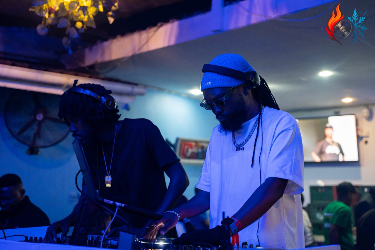 ron_cz's tweet image. Combo ya chabe. Fire and ice. Dj flame and vj ice πΈroncz