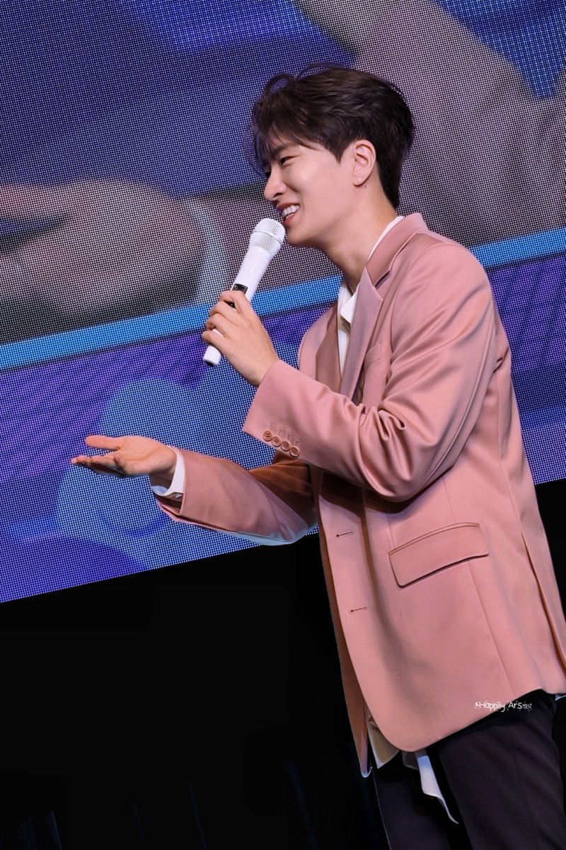 💗

2025 YOUNGJAE FAN MEETING &lt;One Summer Night&gt; IN JAPAN

✨GOT7のヨンジェ(YOUNGJAE)

Summer Nights with Youngjae 🫶🏻

20250607
#One_Summer_Night
#YOUNGJAE #영재
