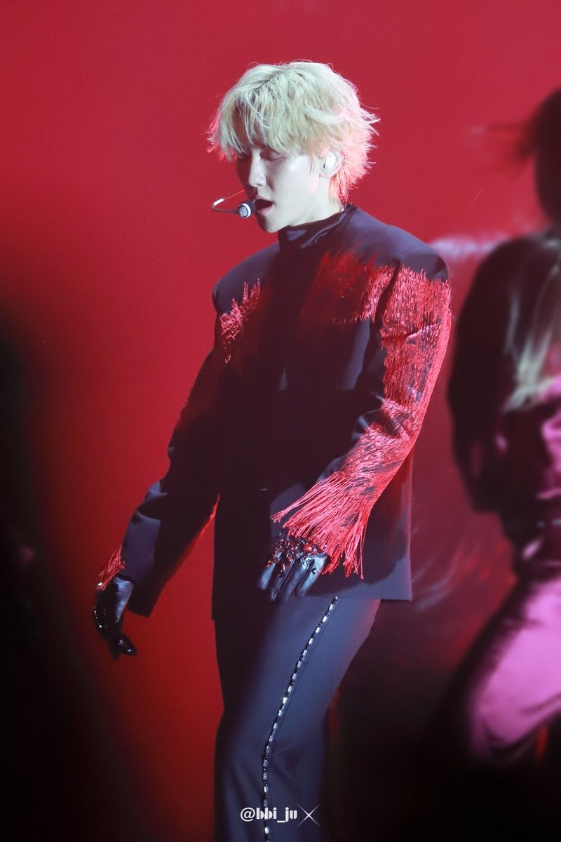 bbi_ju's tweet photo. 250607 백현 콘서트 Reverie in SEOUL

PSYCHO

#백현 #BAEKHYUN https://t.co/06WK4ykEXC