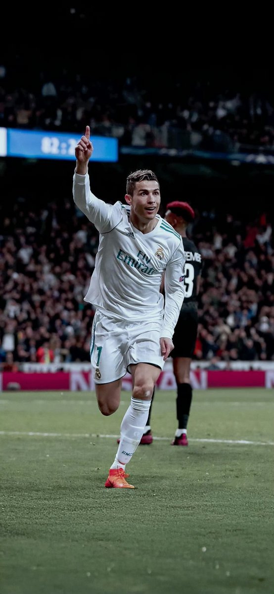CoolPrince8k's tweet photo. CR 7 owns the big stage!!
Congratulations @Cristiano 

#NationsLeague https://t.co/CQr9xGwFGU