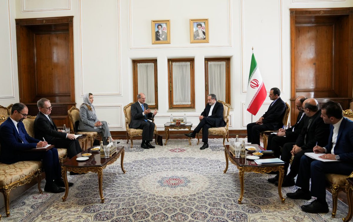 🇮🇷| Riccardo Guariglia, Deputy Minister of Foreign Affairs and International Cooperation of Italy, met and held talks with Seyed Abbas Araghchi, Foreign Minister of Iran, in Tehran