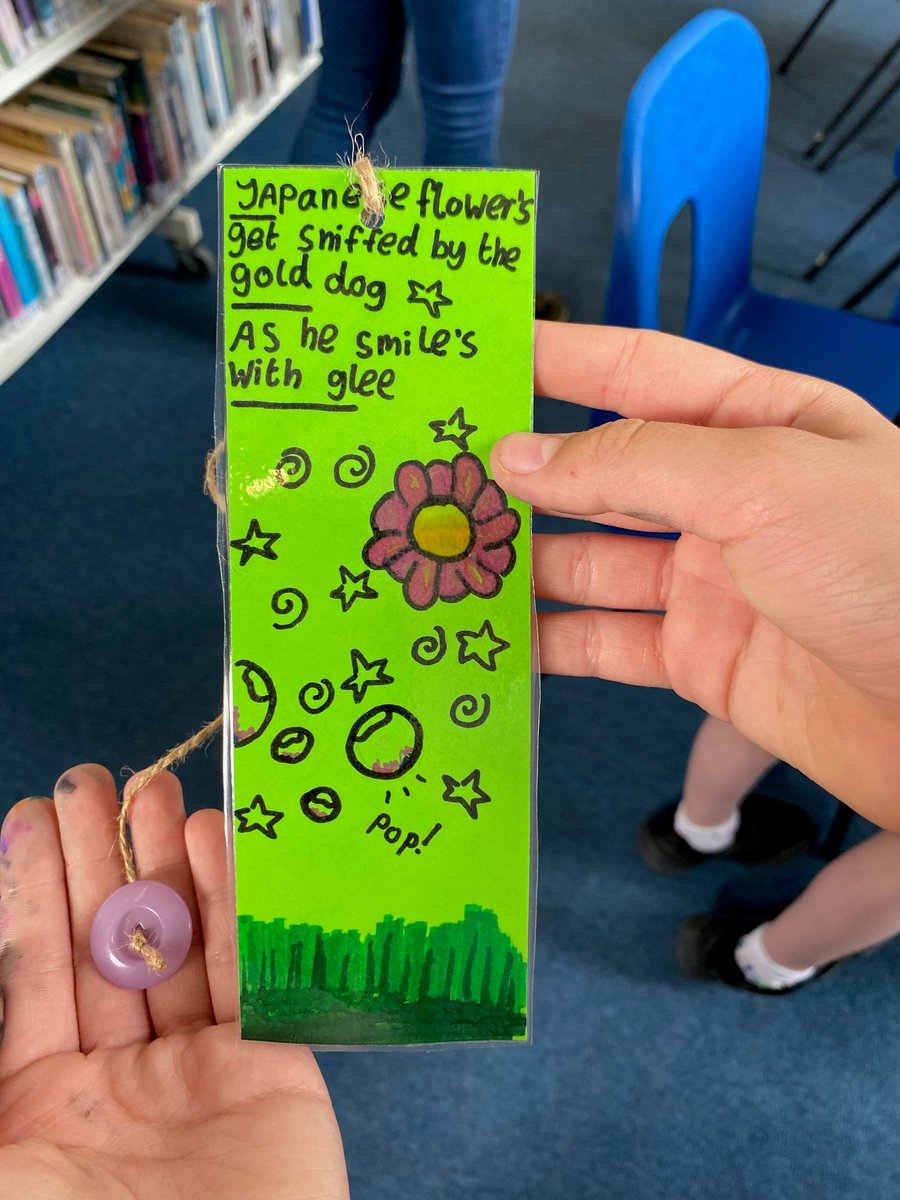 Galway Libraries (@librariesgalway) on Twitter photo Children in Loughrea Library got very creative with author Serena Molloy who facilitated a bookmark making and mini poem workshop on Saturday for #CruinniúNanÓg.
Supported by <a href="/creativeirl/">Creative Ireland</a> @galwaycountycouncil Children in Loughrea Library got very creative with author Serena Molloy who facilitated a bookmark making and mini poem workshop on Saturday for #CruinniúNanÓg.
Supported by <a href="/creativeirl/">Creative Ireland</a> @galwaycountycouncil