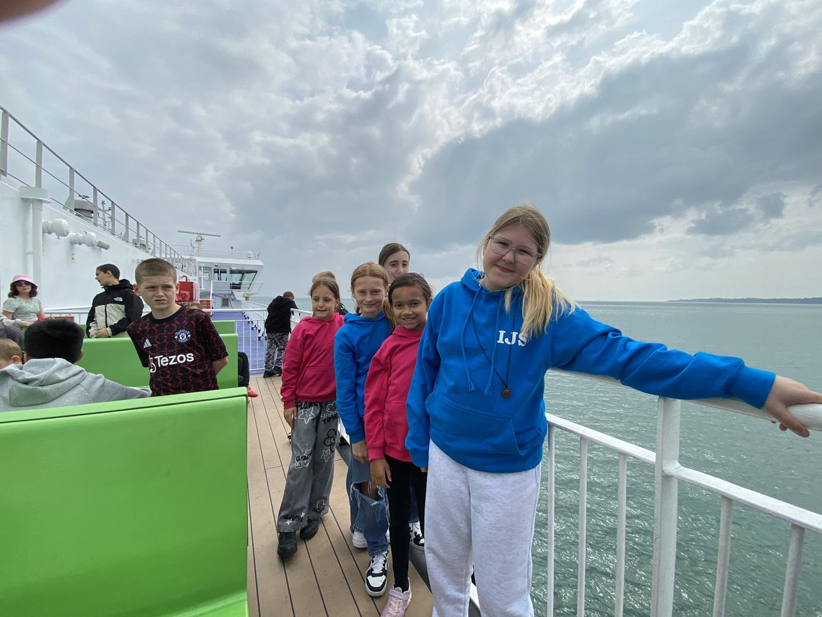 Year6IJS tweet media