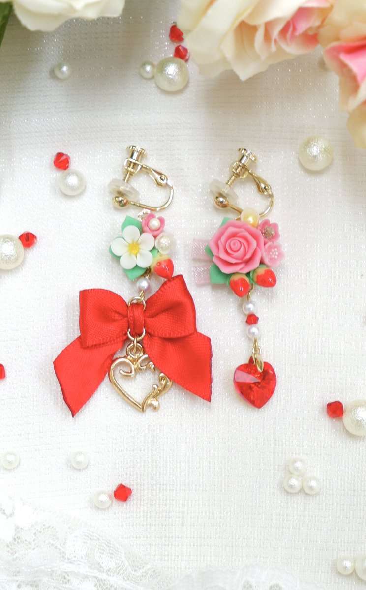 ありすの作品その②

ゴスロリマーケットにてお披露目した子たちです🎀

#デザフェス
#デザフェス61