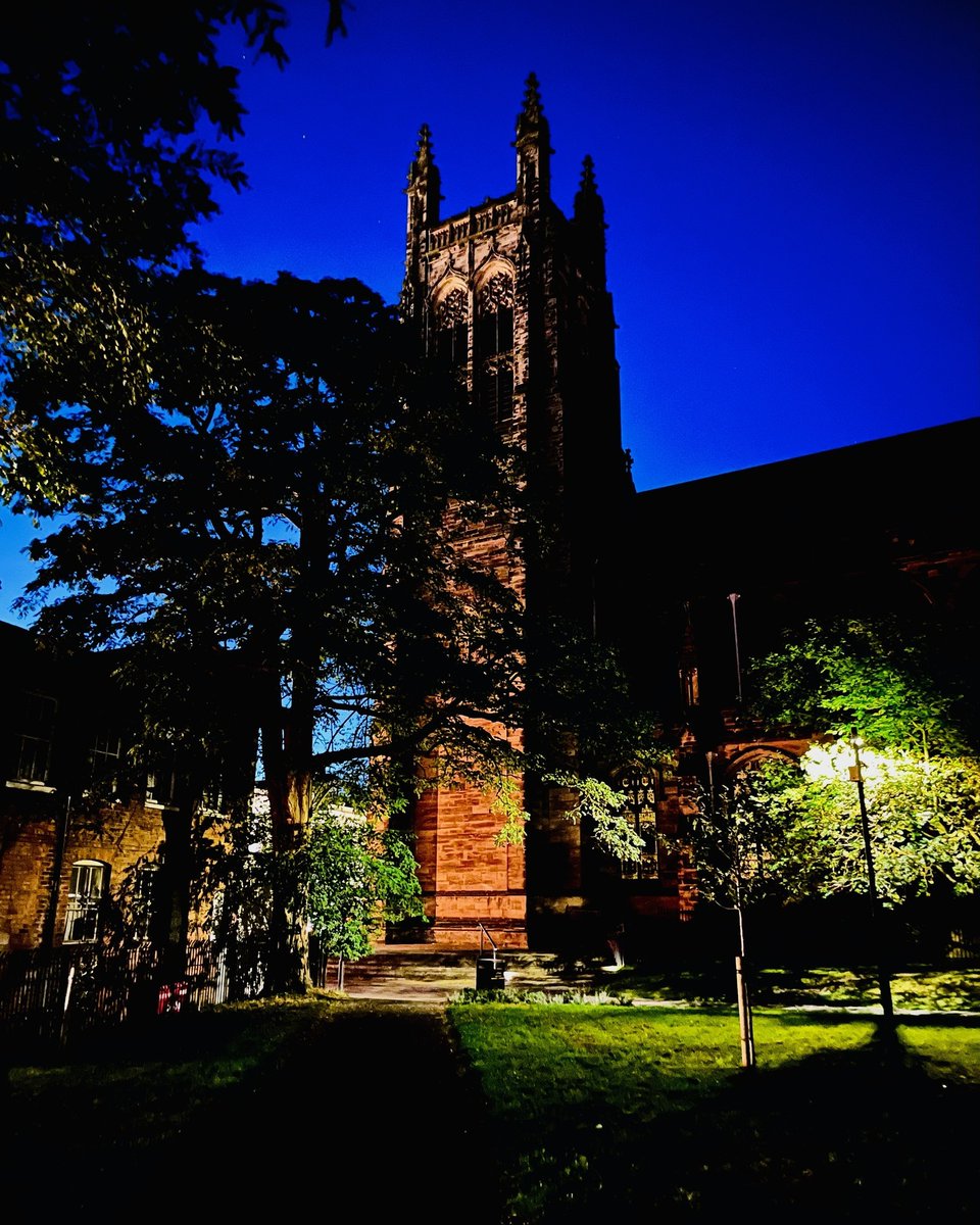 Leamington in Bloom Photographic Competition - 2025 

 The theme for 2025 is ‘Where I Walk’.  

Prizes: 1st Prize: £50 2nd Prize: £35 3rd Prize: £20  

Entry form - leamingtonspatowncouncil.gov.uk/council-servic…

Closing Date: Friday, 29th August 2025