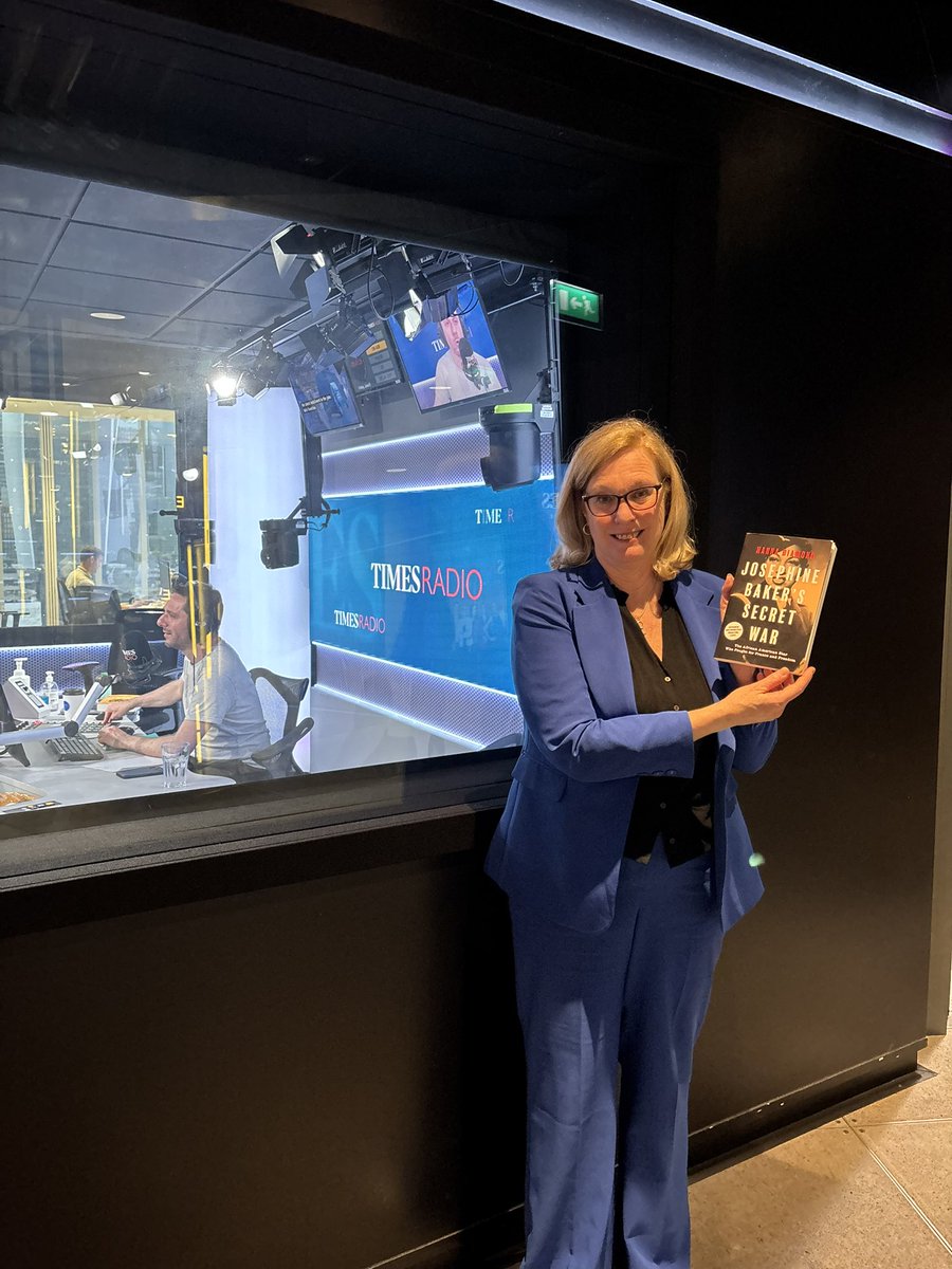 You can hear me talking about #JosephineBaker on Jon Harvey’s Friday evening show on Times radio - register for free and I’m 2:26 in <a href="/YaleBooks/">Yale University Press London 📖</a> <a href="/cardiffmlang/">Modern Languages</a> 
thetimes.com/radio/show/202…