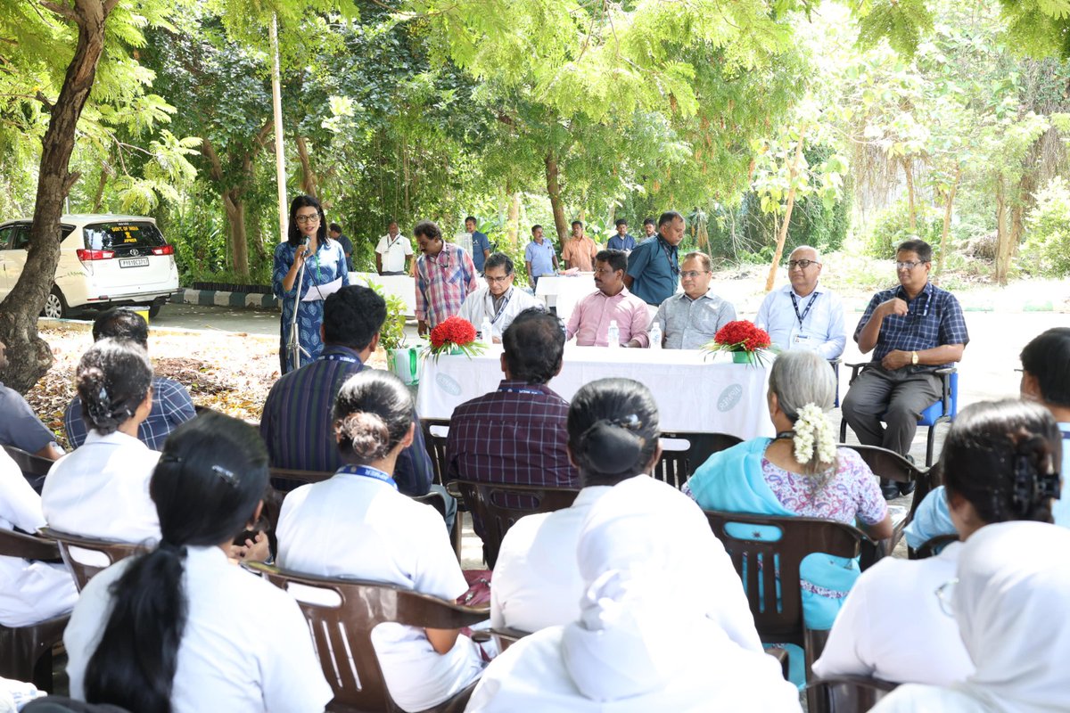 OfficialJipmer's tweet image. 🌍 JIPMER launched “One Tree for JIPMERite” on #WorldEnvironmentDay2025
Each staff & student will plant a 🌳 on their birthday!
Kickstarted by Dr. Arulrajan IFS & Director Dr. Vir Singh Negi 🌱
Let’s grow a greener tomorrow!
#JIPMER #OneTreeForJIPMERite #GoGreen #EnvironmentDay