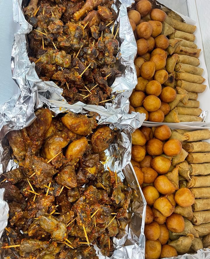 Happy New Week Champs 🤩 
Do not forget we're your best partner for a successful event💯

Premium and budget friendly 💯☺️
Just holla 🤙😉