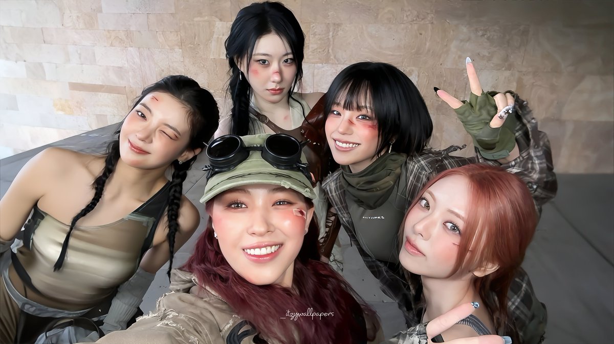 _itzywallpapers's tweet photo. #ITZY_GirlsWillBeGirls Selca Desktop Wallpapers (4K)

#ITZY #있지 #ITZY_GWBG @ITZYofficial https://t.co/QVEw2A4yrj